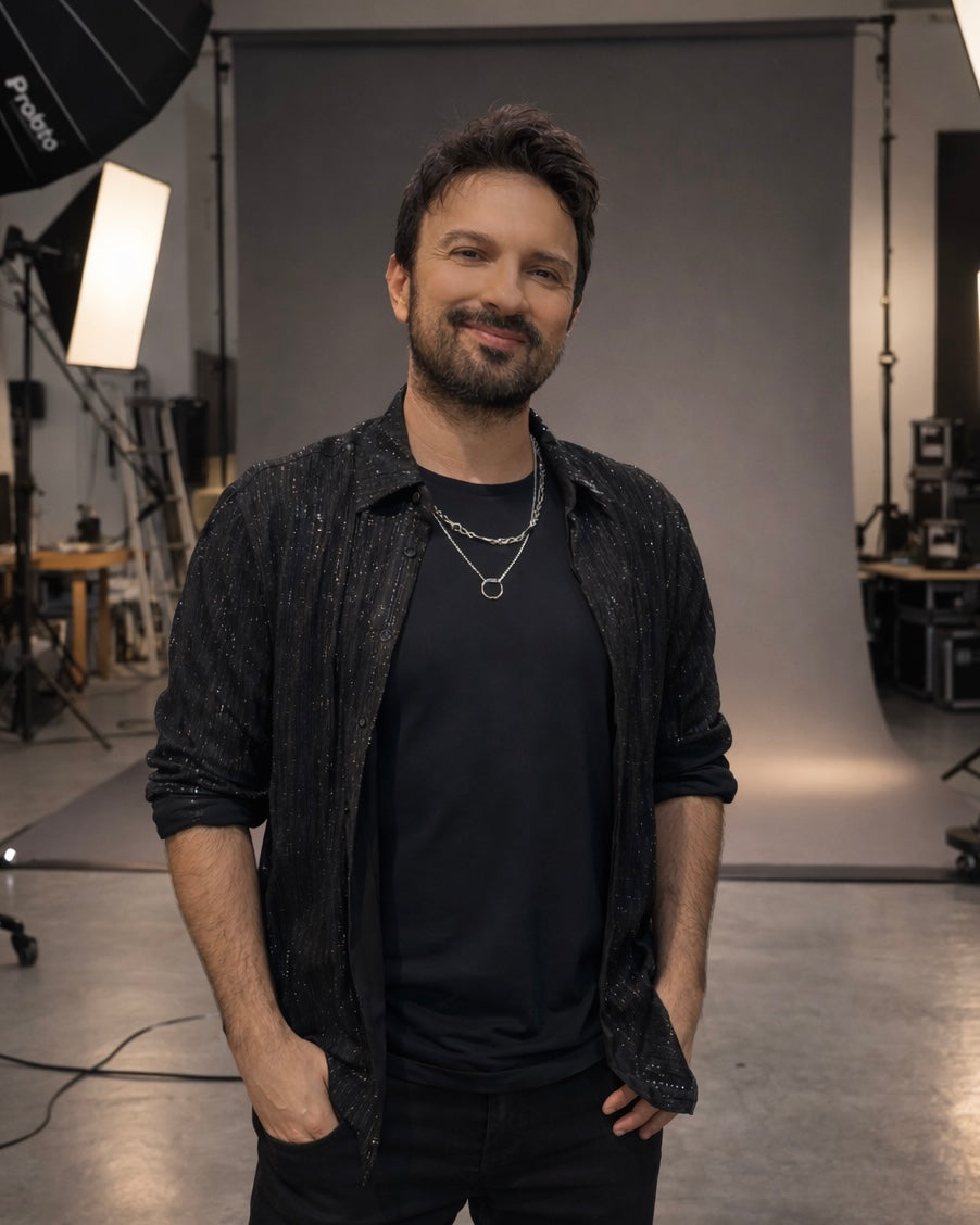 Singer Tarkan wear Octagonal Necklace in Silver