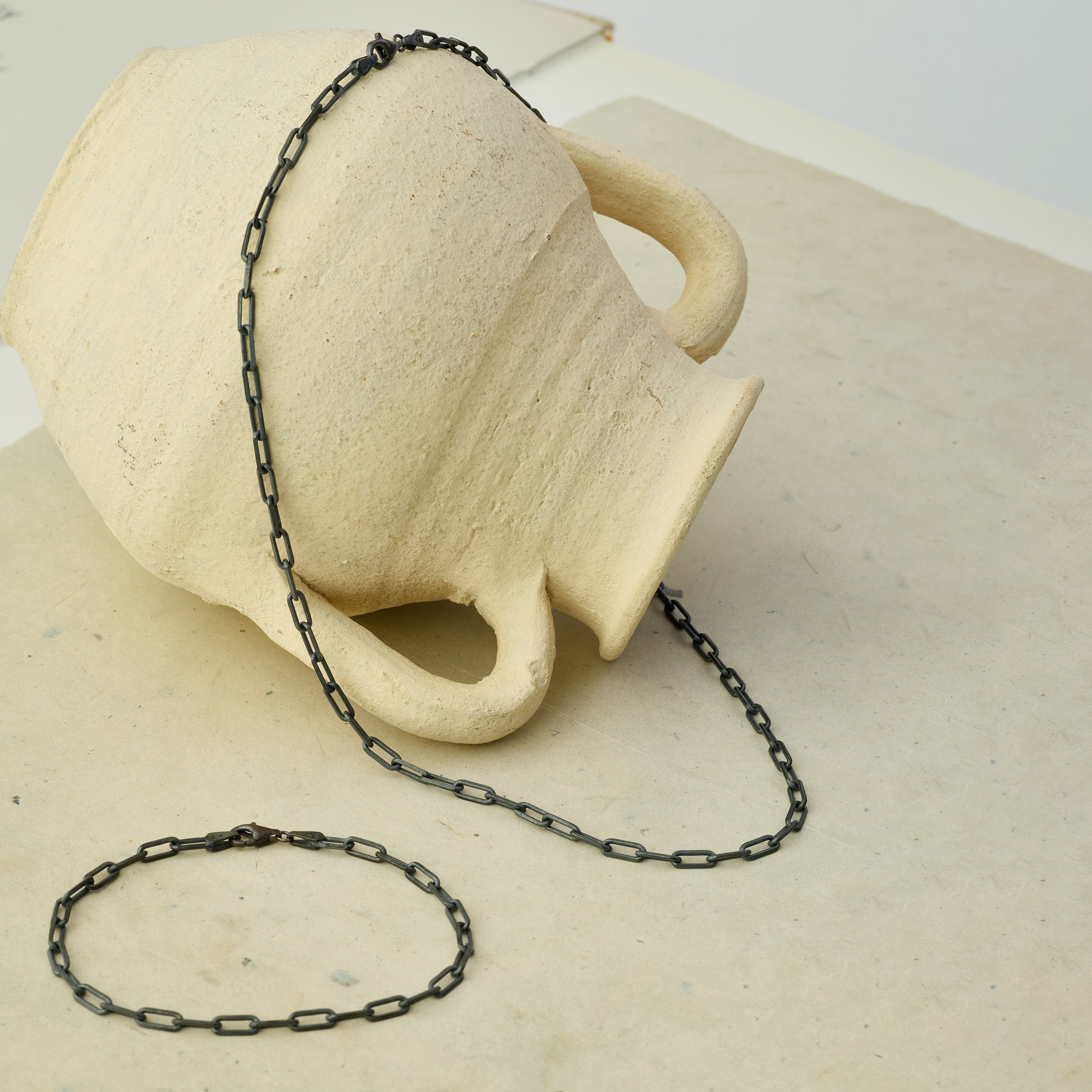 Paperclip Chain Bracelet in Oxide