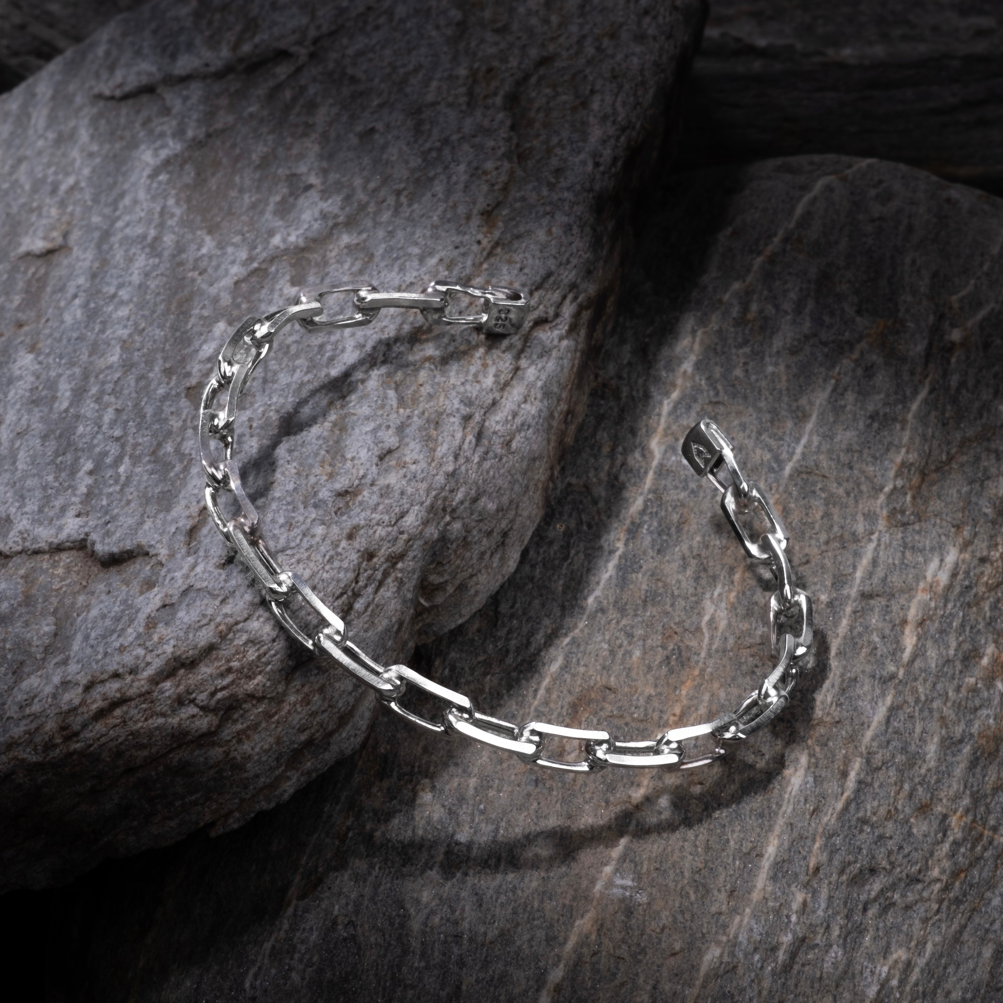 Forsa Chain Bangle in Silver