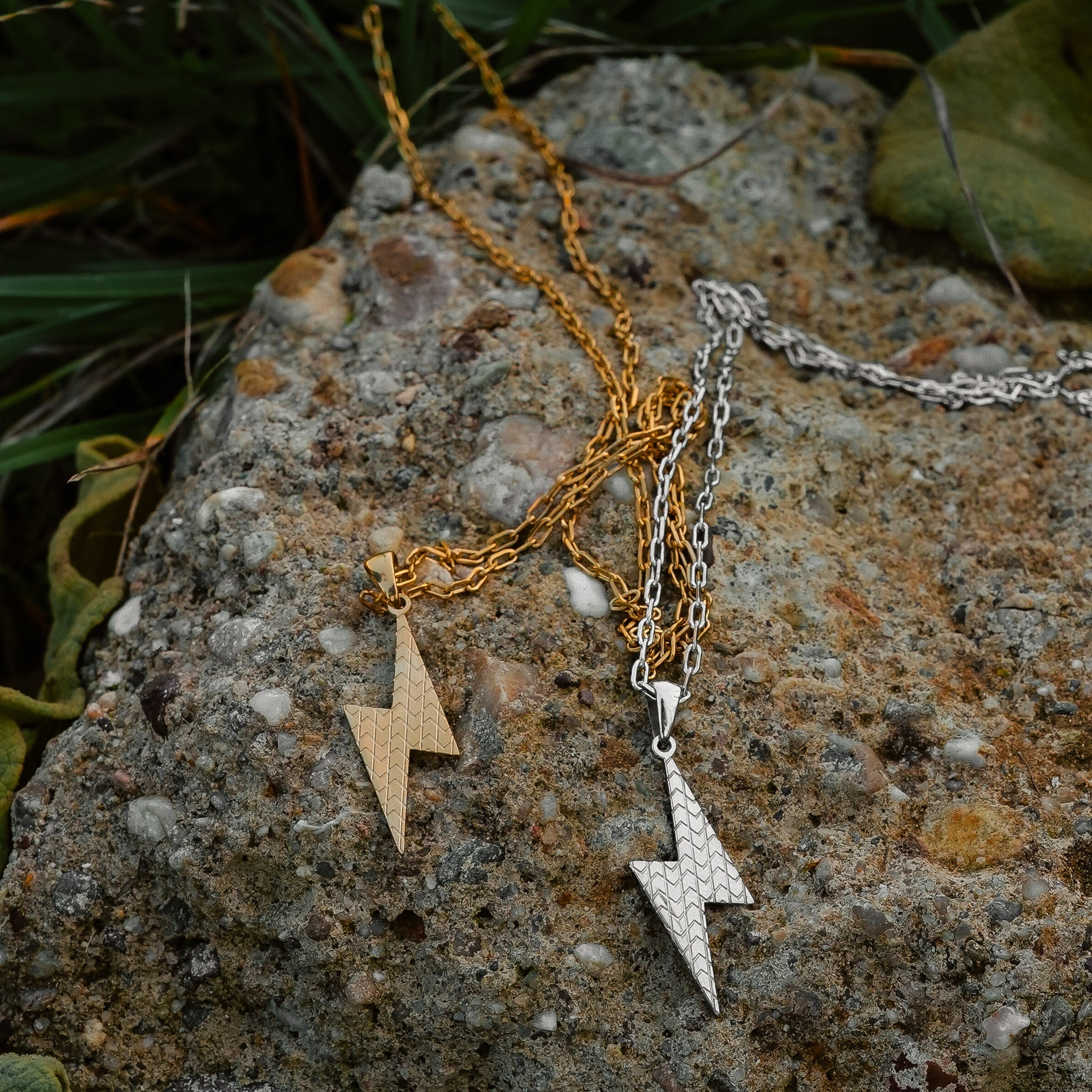 Lightning Necklace in Silver