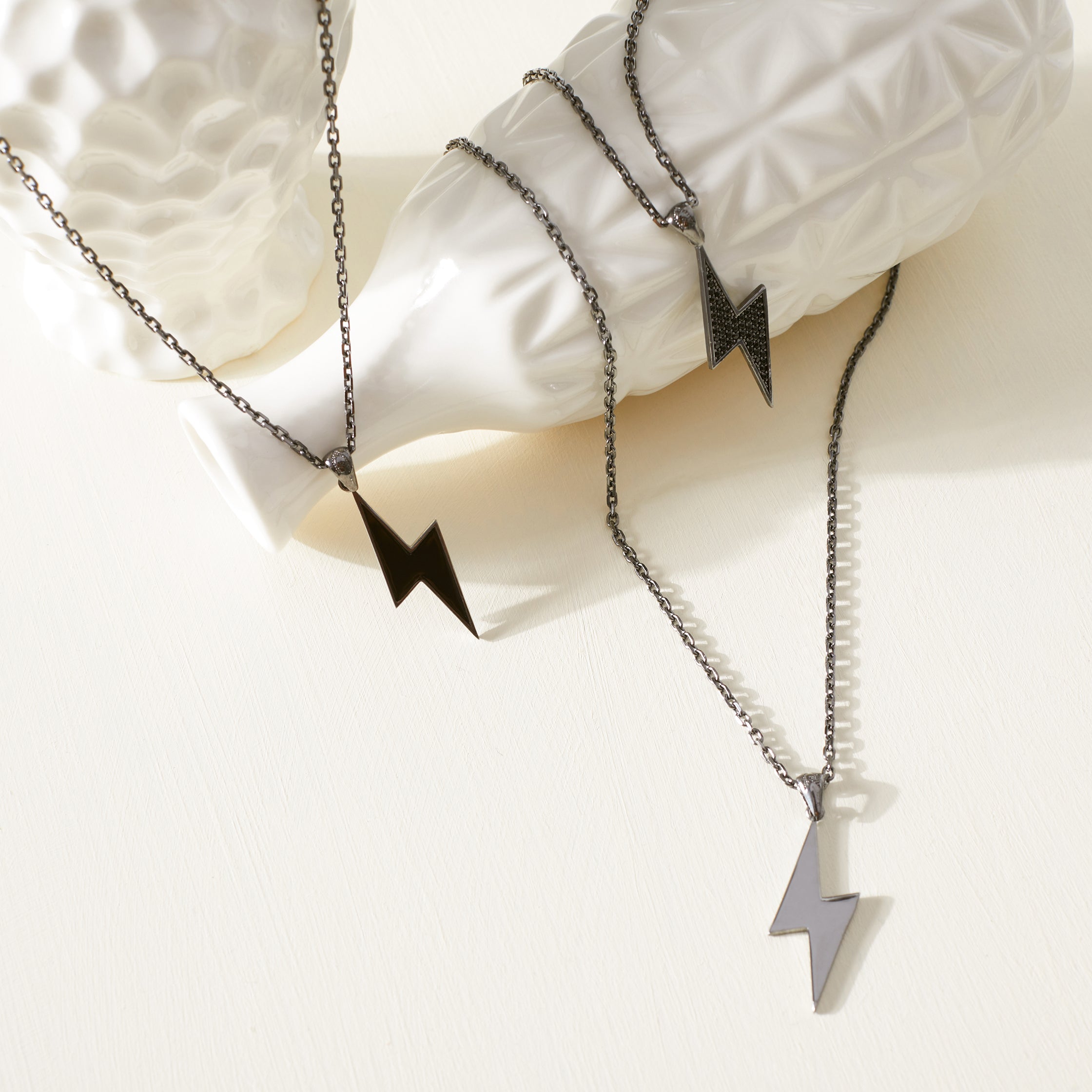 Oksit Şimşek Kolye