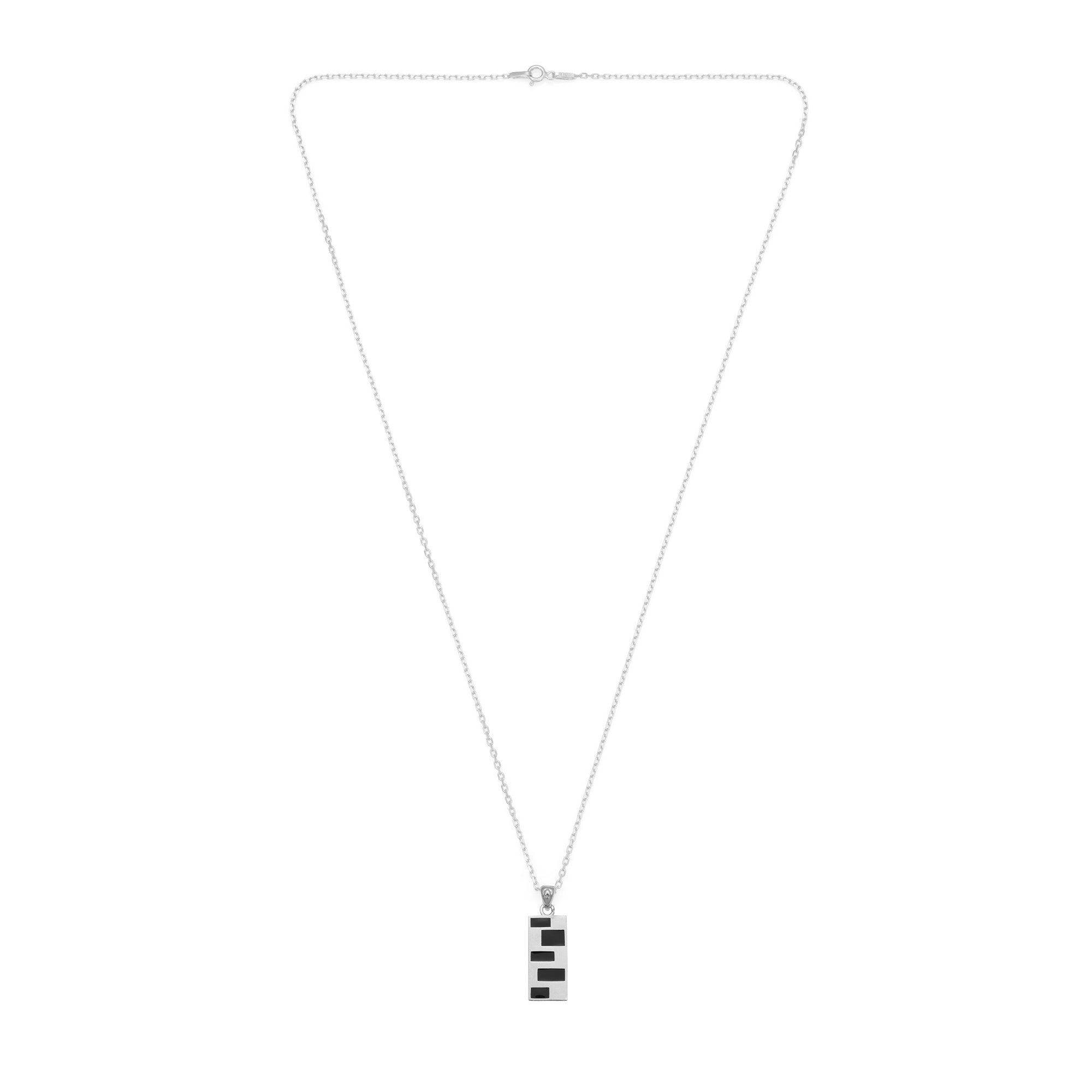 Black Wall Necklace in Silver