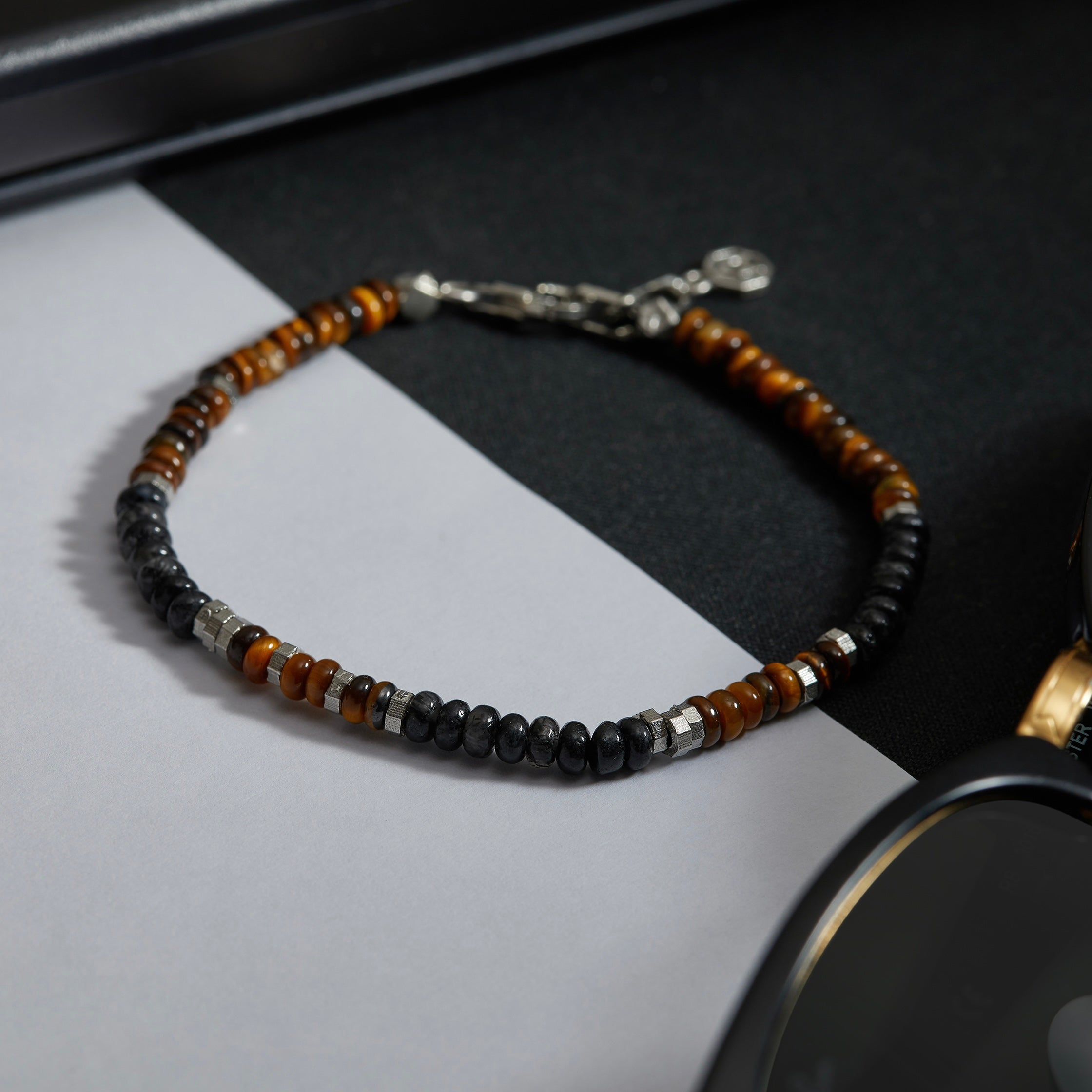 Roundel Tiger Eye Bracelet in Silver