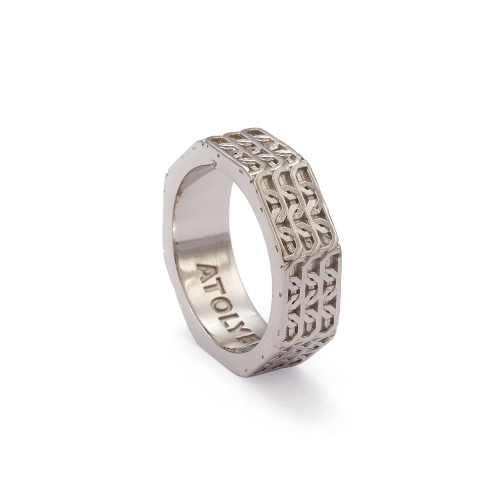 Armor Band Ring in Silver