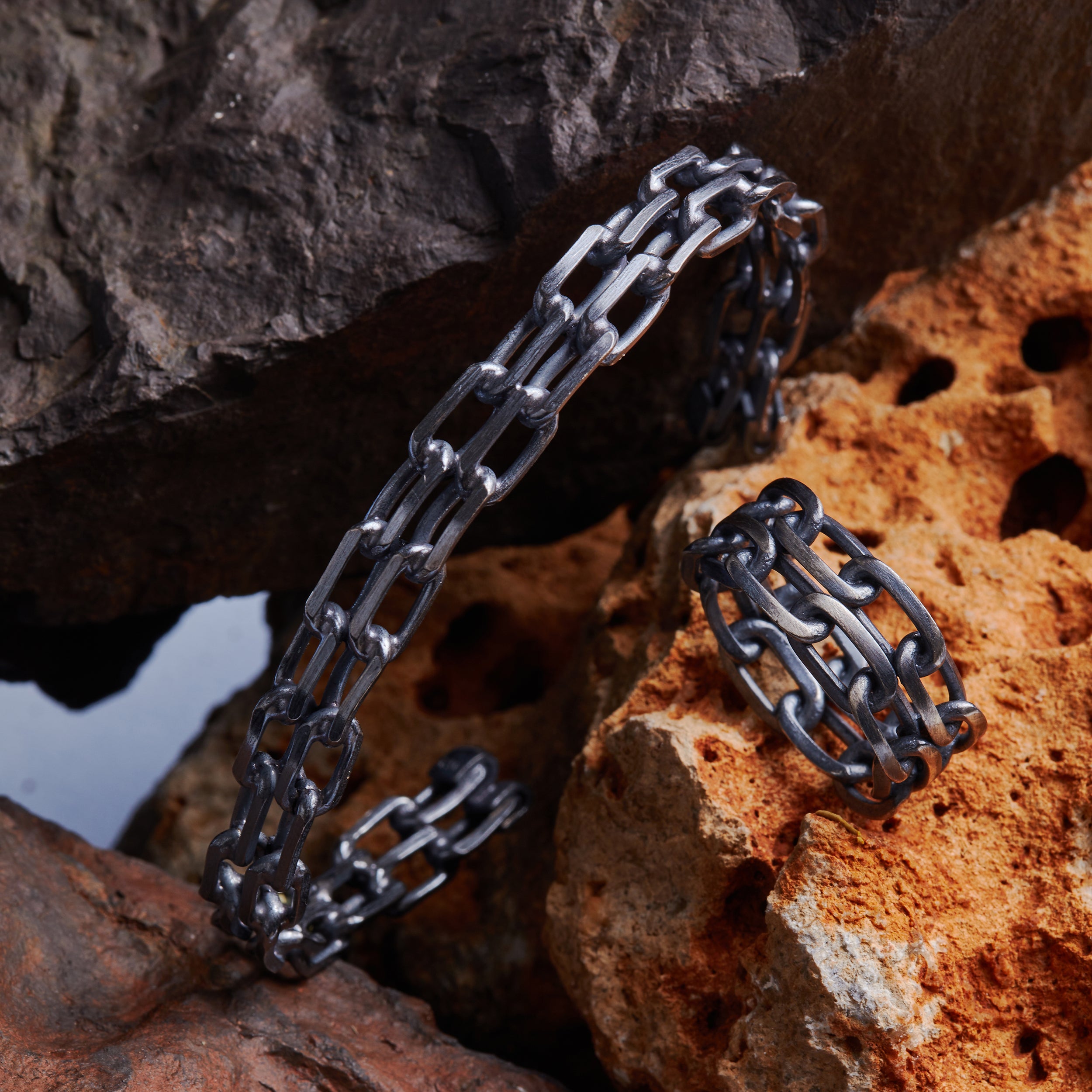 Double Forsa Chain Bangle in Oxide