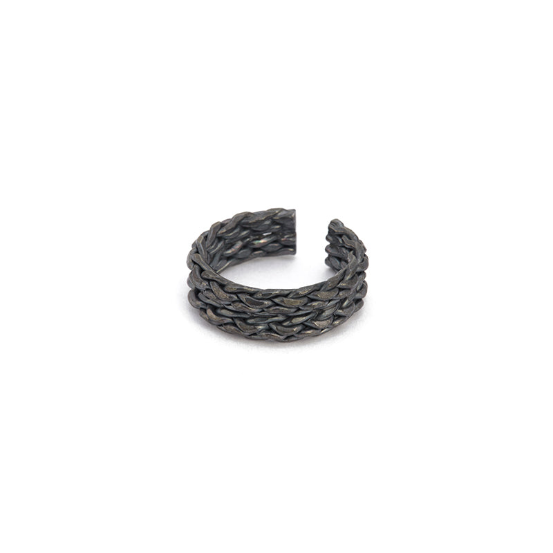 Double Chain Ring in Oxide