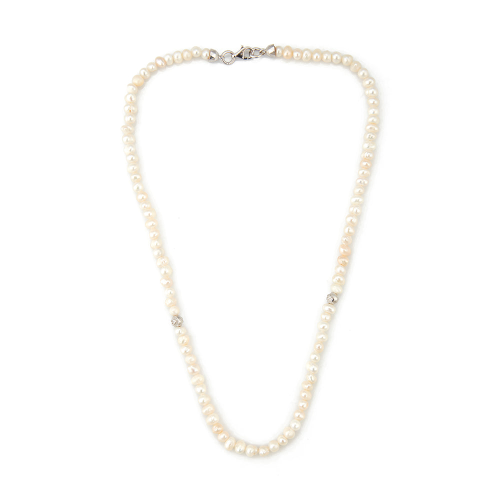 Pearl Necklace in Silver